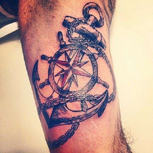 tattoo-ancora-e-rosa-dei-venti