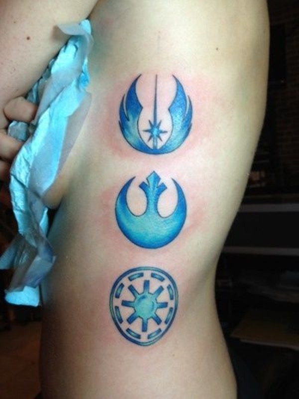 insanely-gorgeous-blue-tattoos-in-trend-29