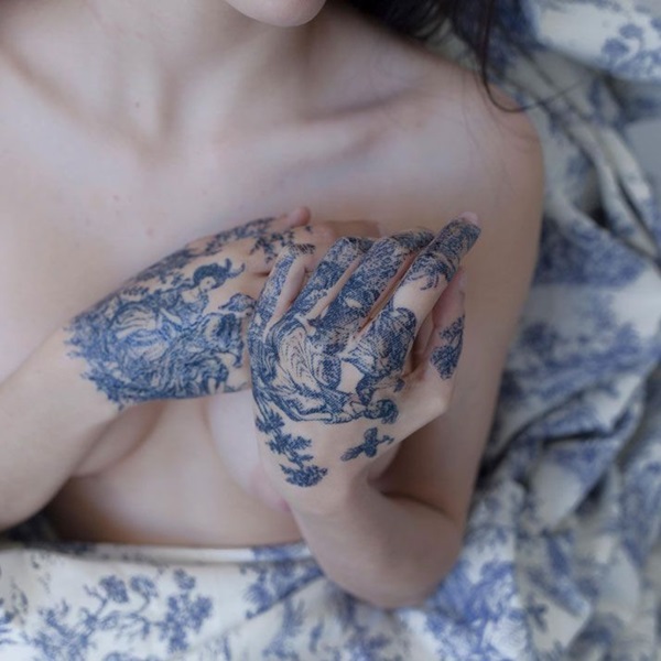 insanely-gorgeous-blue-tattoos-in-trend-31