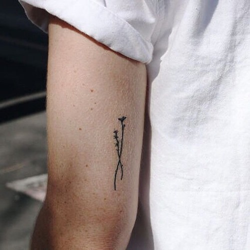 25-cute-minimalist-tattoos-for-girls-10