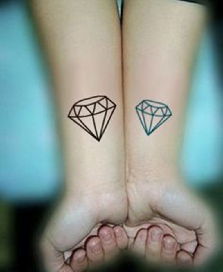 Little-Diamond-Tattoo-WT131