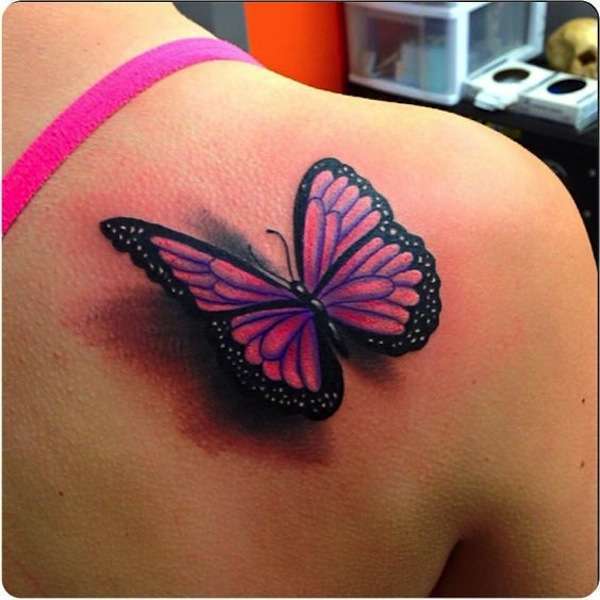 tatuaggio-farfalla-rosa-3d