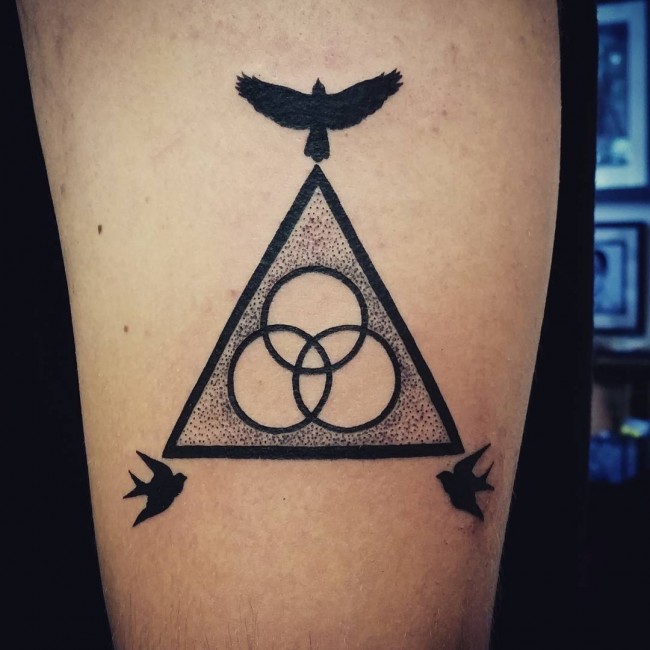 triangle-tattoo-39-650x650