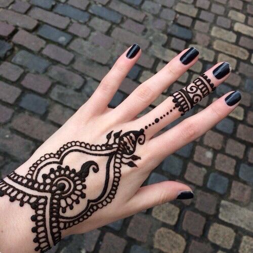 Henna-tattoos-for-hands-4