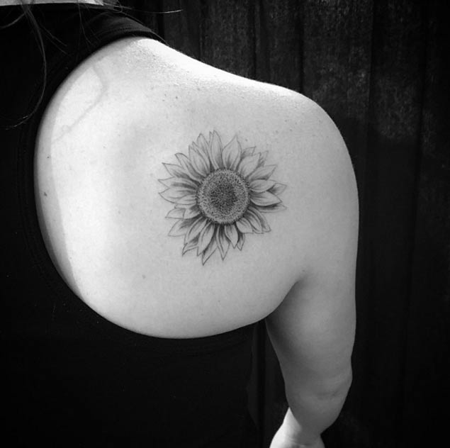 dotwork-tattoo-1