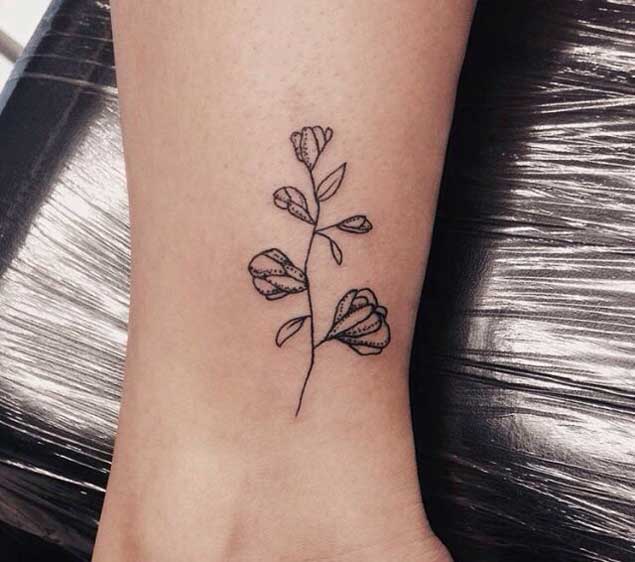 flower-tattoo-ankle