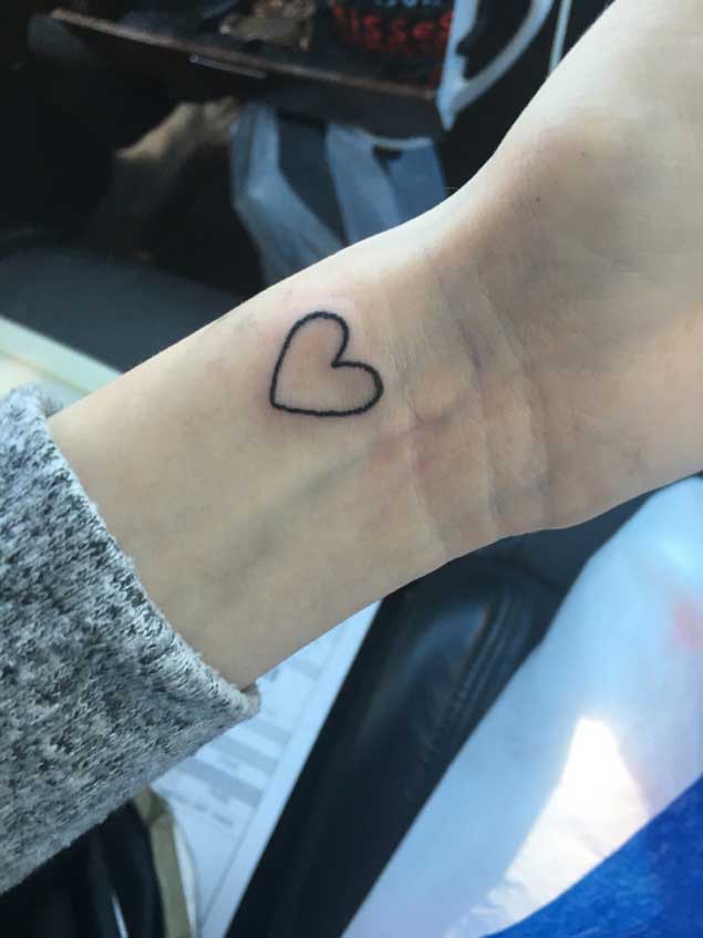 wrist-heart-tattoo