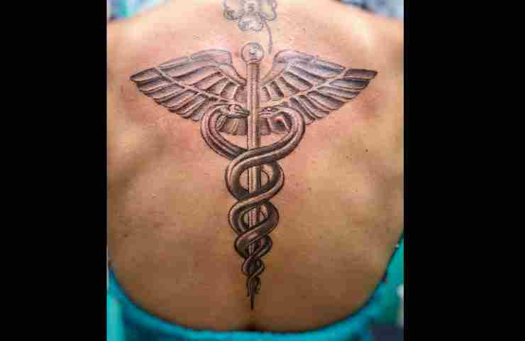 tatuaggio caduceo