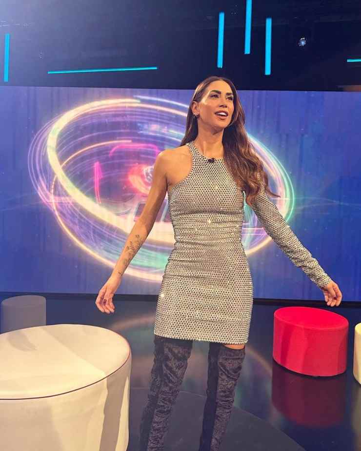 Melissa Satta rimozione tatuaggi 