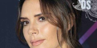 Victoria Beckham piercing al labbro